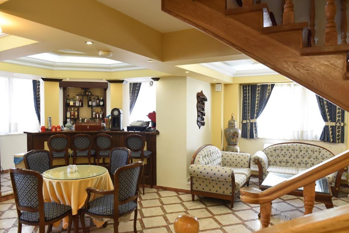Aiolis Hotel Kastoria Eksteriør billede